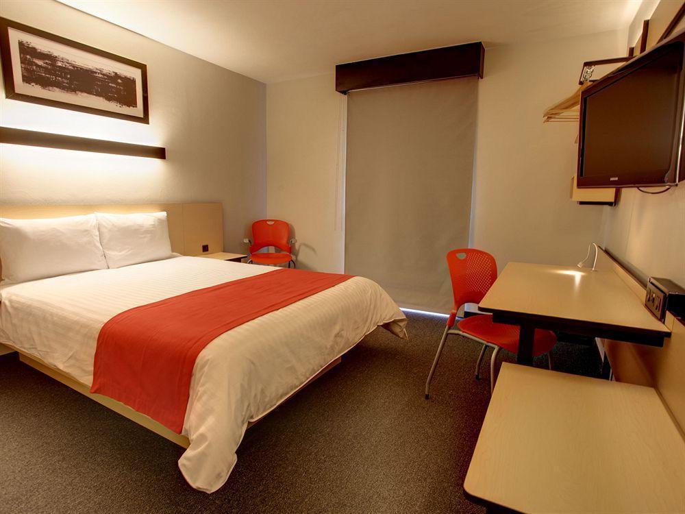 City Express By Marriott La Paz Bagian luar foto
